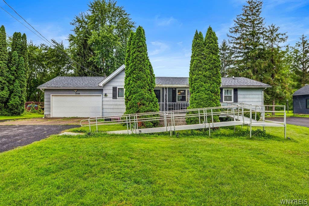 Photo of 3520 Lockport Olcott Road, Newfane, NY 14108 (MLS # B1707540)