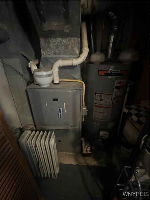 Tiny photo for 3010 Mckoon Avenue, Niagara Falls, NY 14305 (MLS # B1655634)