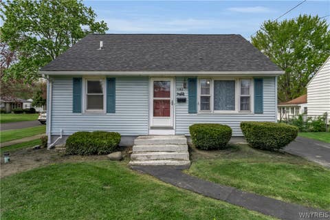 Homes For Sale - 1183 Ruie Road<br/> Niagara County, North Tonawanda, NY 14120