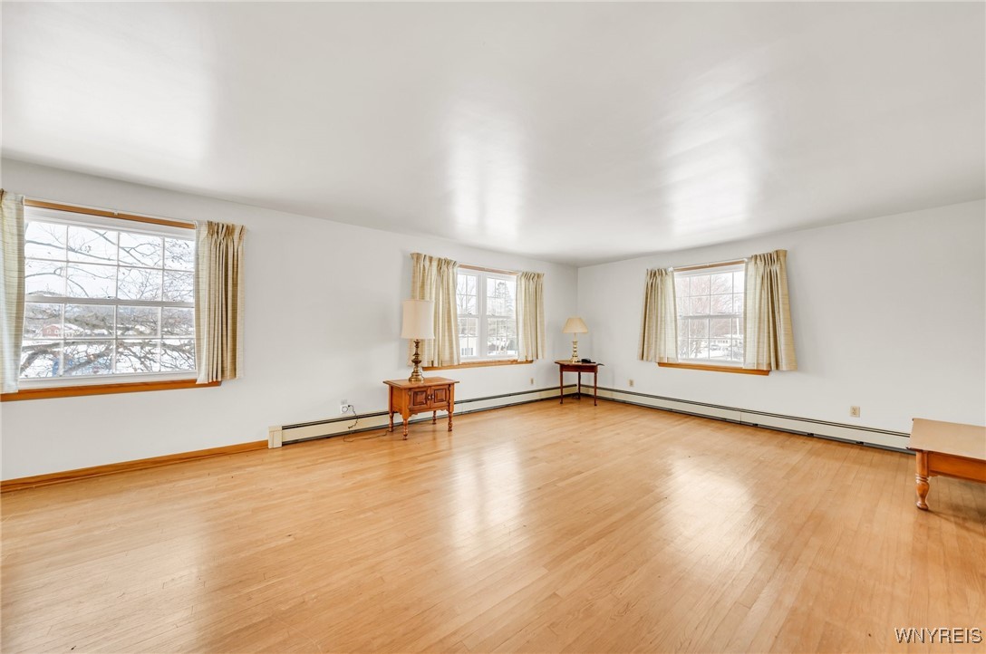 Yates, New York 14098, United States, 5 Bedrooms Bedrooms, ,3 BathroomsBathrooms,Residential,Active,2673