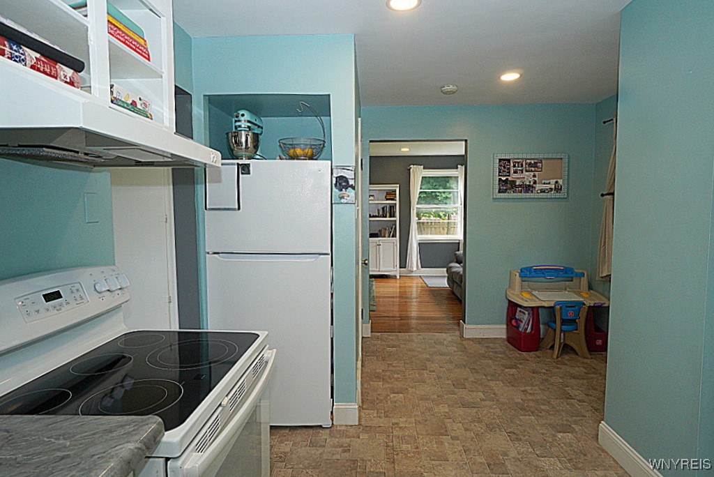 1104 Cayuga Drive, Niagara Falls, New York image 14