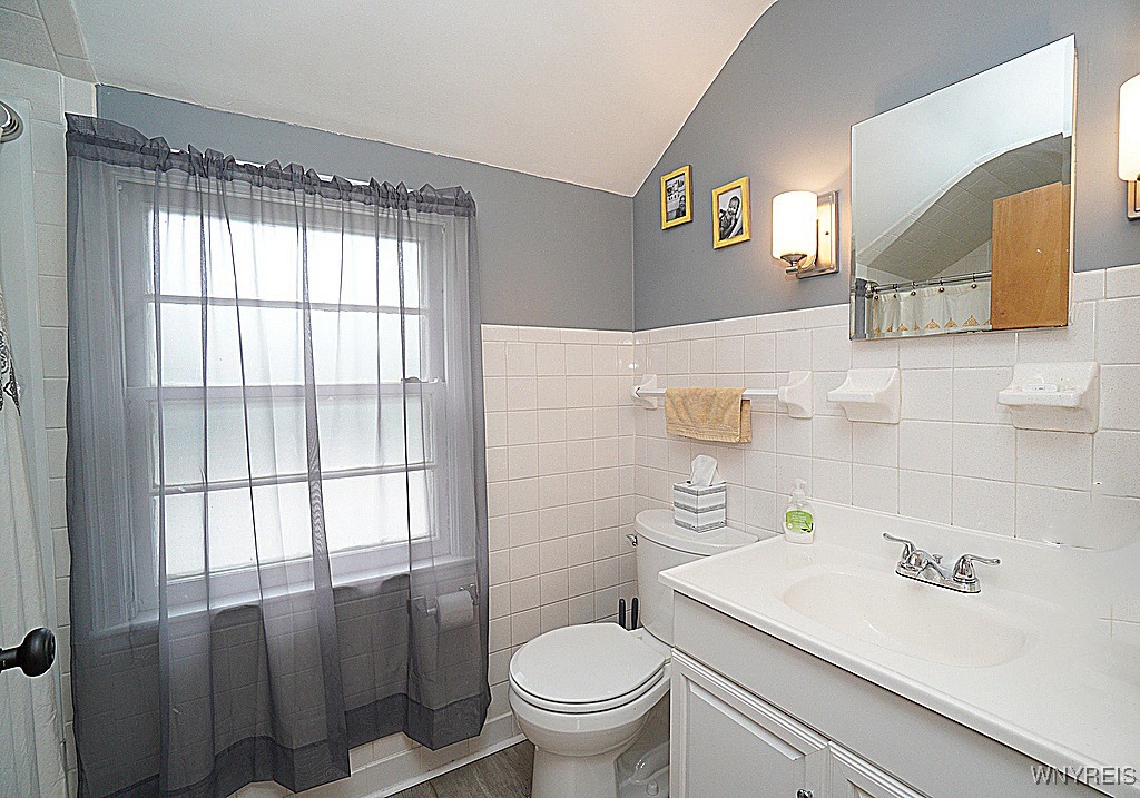 1104 Cayuga Drive, Niagara Falls, New York image 24