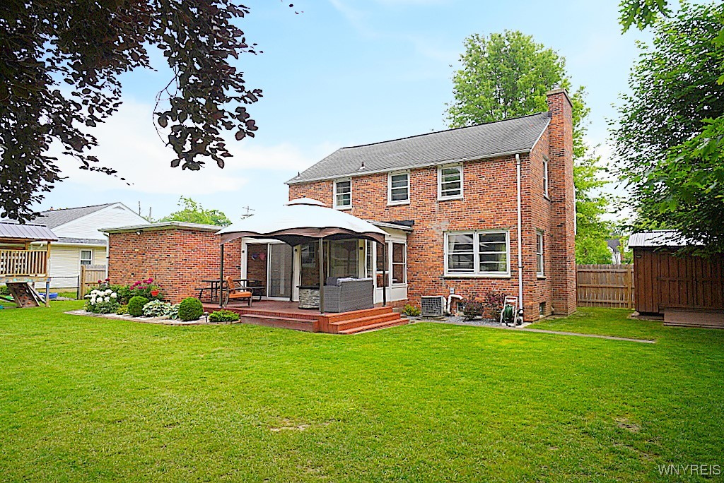 1104 Cayuga Drive, Niagara Falls, New York image 37