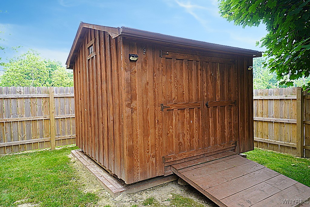 1104 Cayuga Drive, Niagara Falls, New York image 41