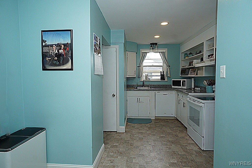 1104 Cayuga Drive, Niagara Falls, New York image 13