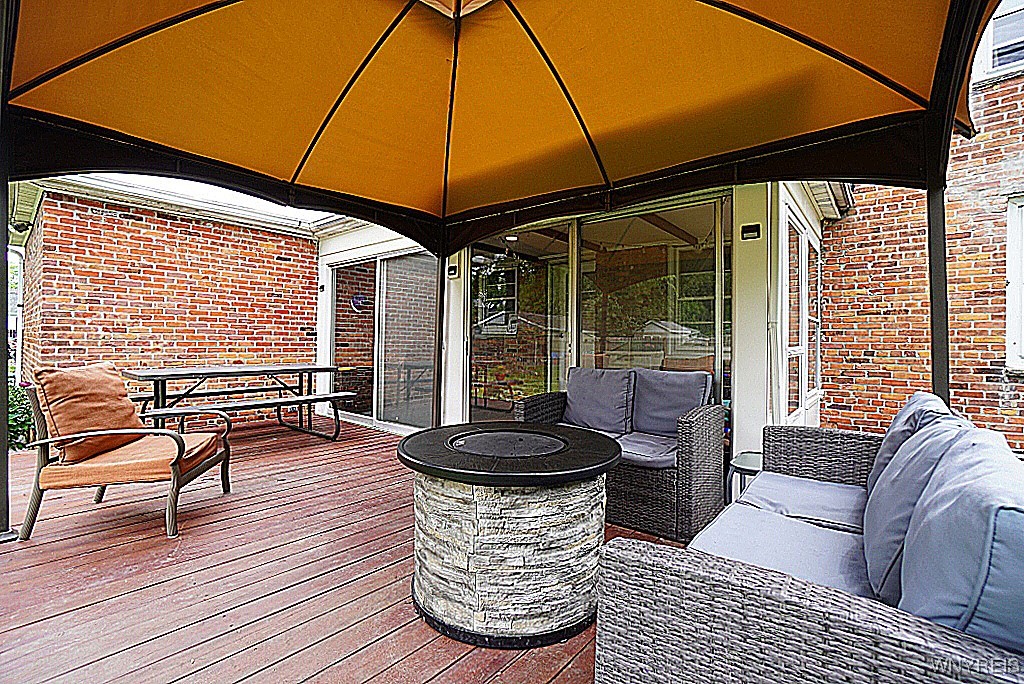 1104 Cayuga Drive, Niagara Falls, New York image 34