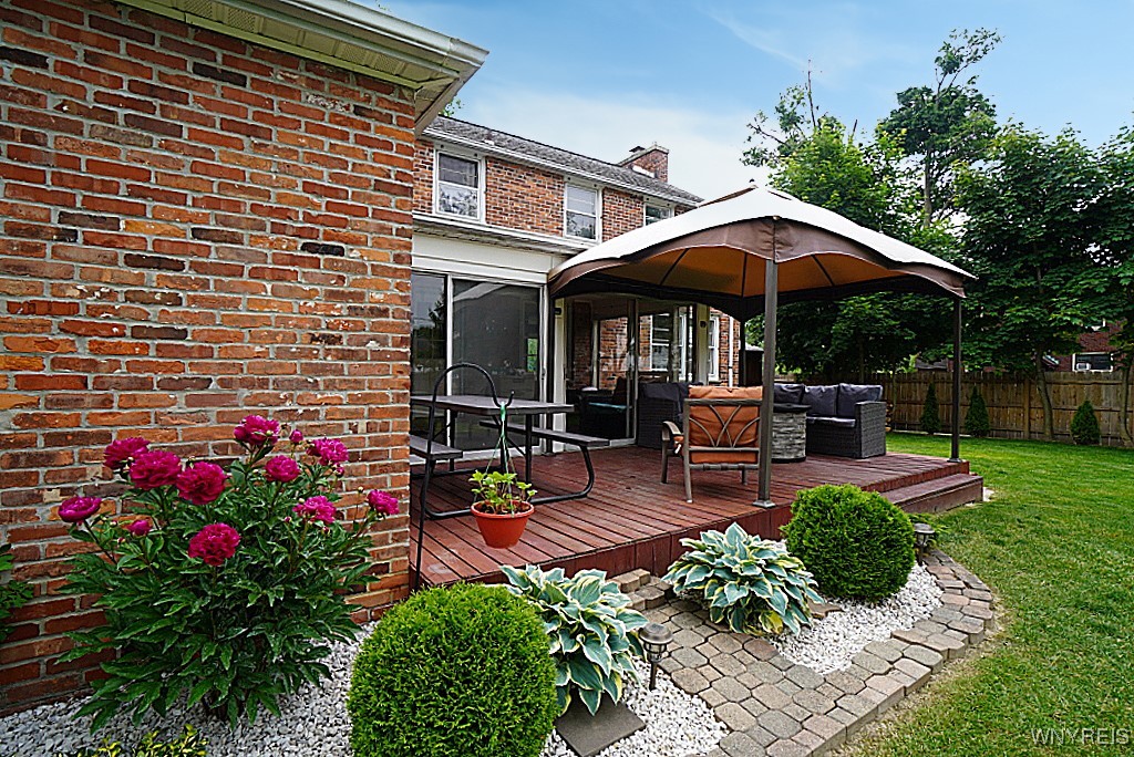 1104 Cayuga Drive, Niagara Falls, New York image 33