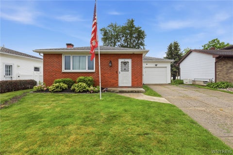 Homes For Sale - 87 Bronx Drive<br/> Cheektowaga, NY 14227