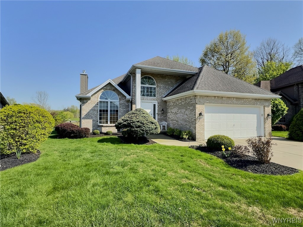 66 Sutherland Court, Clarence, New York image 1