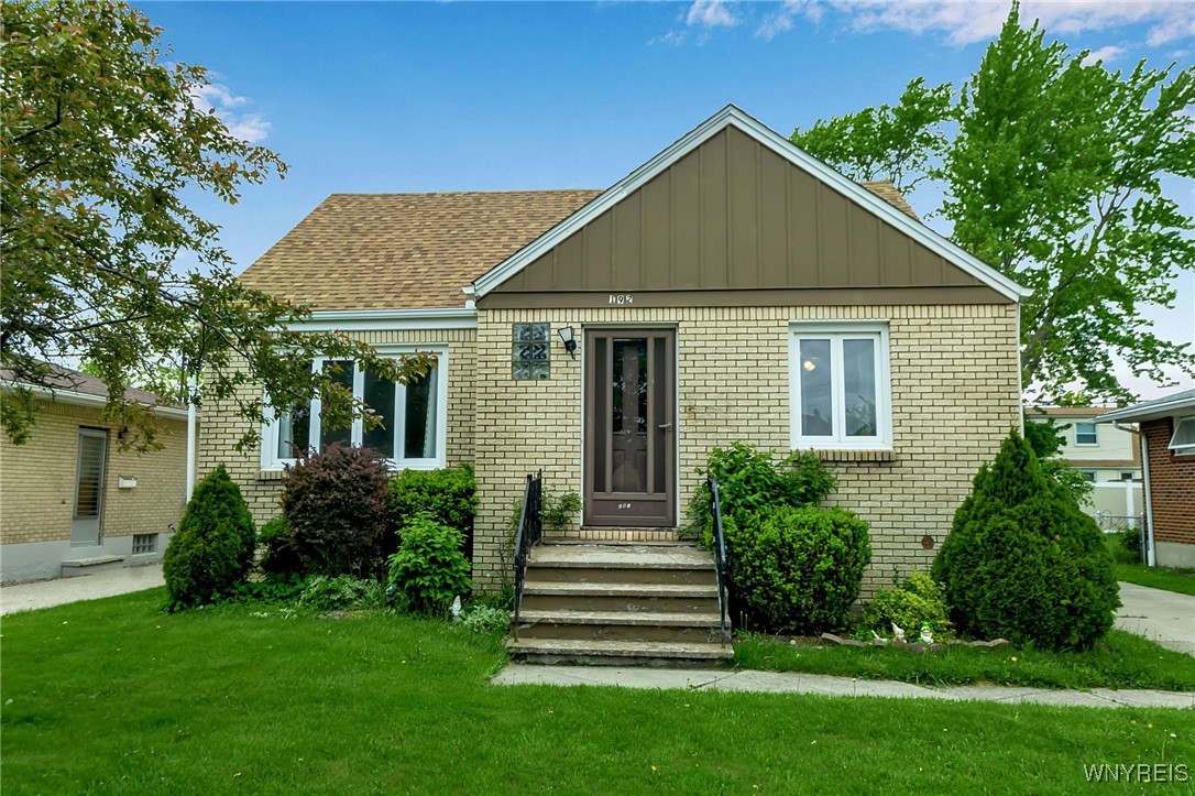 192 Diane Drive, Cheektowaga, New York image 1