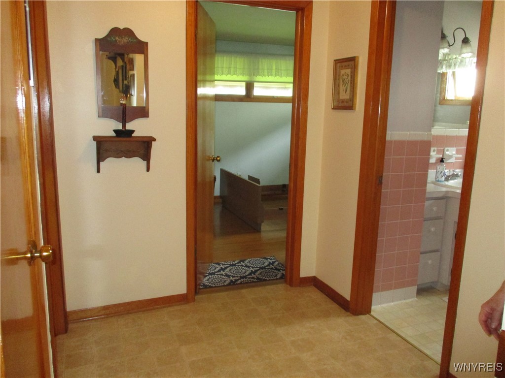 64 The Ave Avenue, Cheektowaga, New York image 12