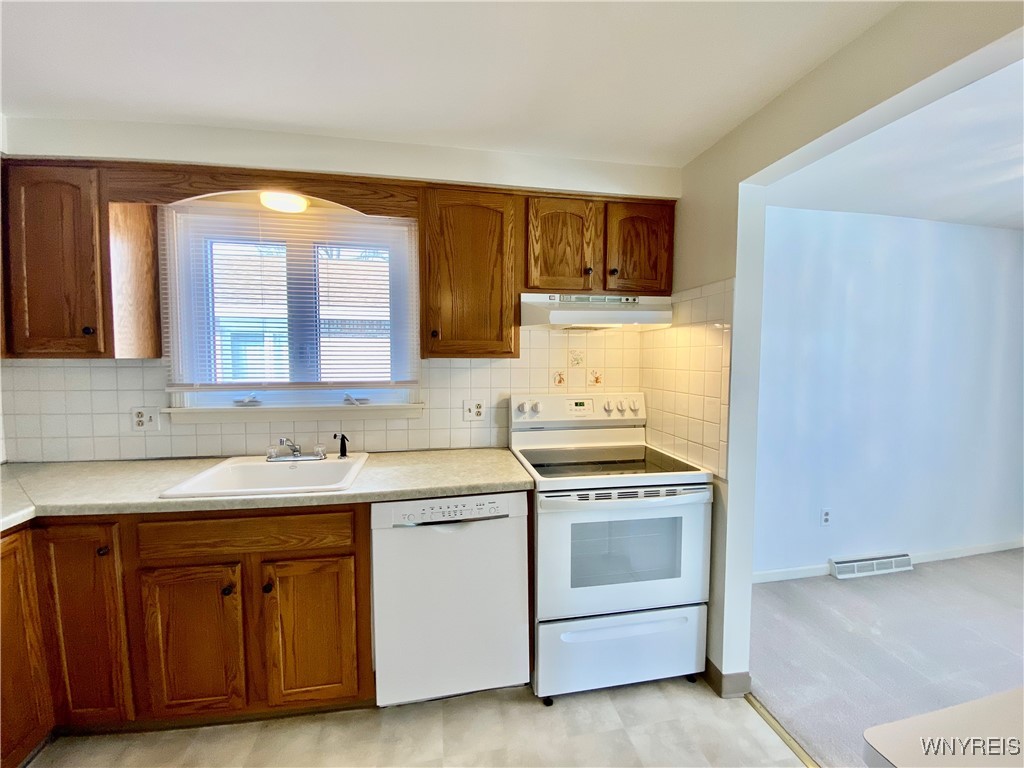 140 Old Lyme Drive #8, Amherst, New York image 9