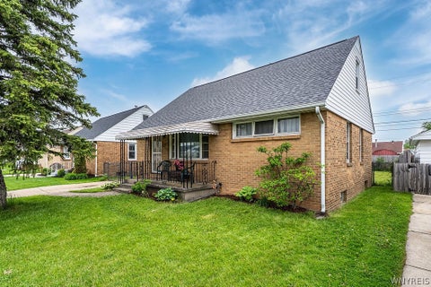 Homes For Sale - 246 N Willowlawn Parkway<br/> Cheektowaga, NY 14206