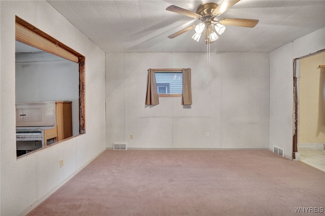 26 Berry Avenue, Lackawanna, New York image 10
