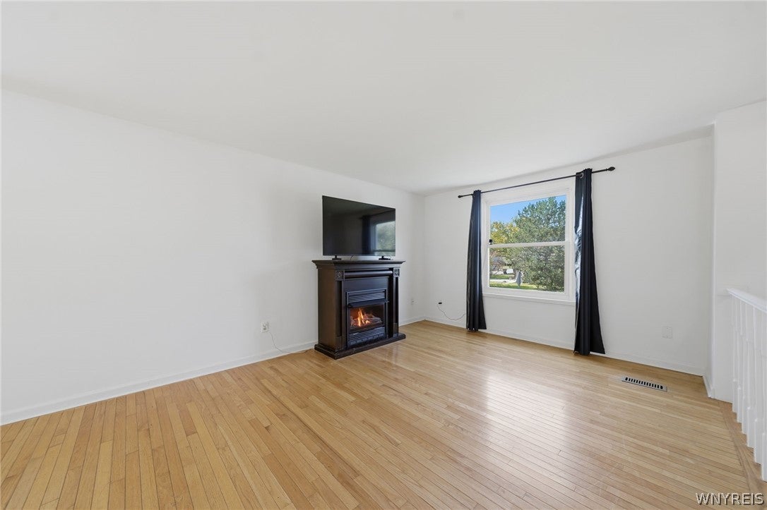 126 Rambling Road