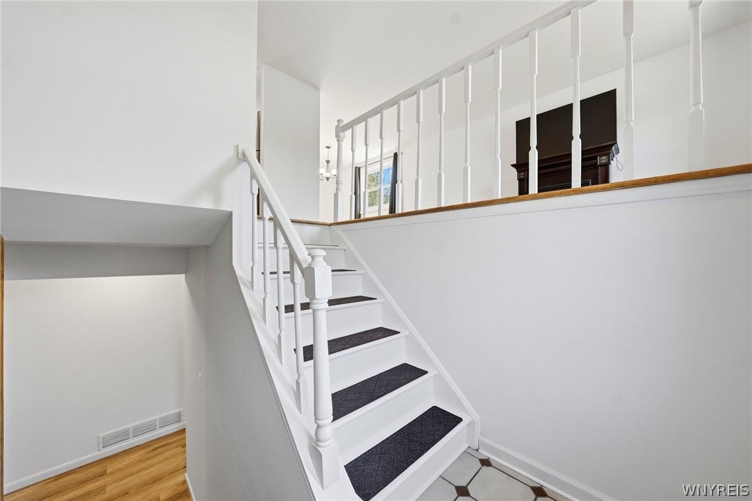 126 Rambling Road