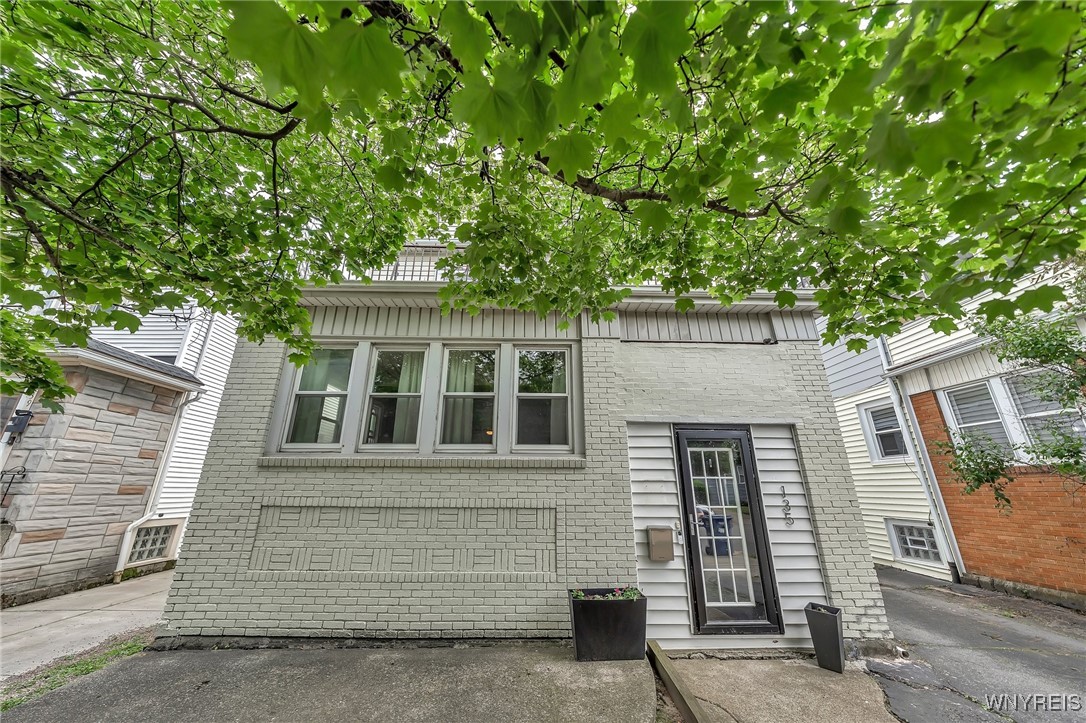 135 Hartwell Road