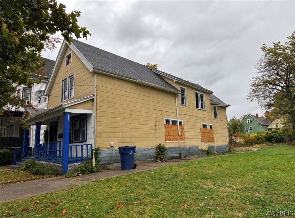 115 Goembel Avenue