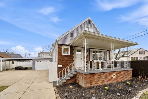 Homes For Sale - 51 Ellwood Avenue<br/> Tonawanda, NY 14223