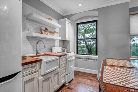 Tiny photo for 800 West Ferry Street #5CC, Buffalo, NY 14222 (MLS # B1686253)