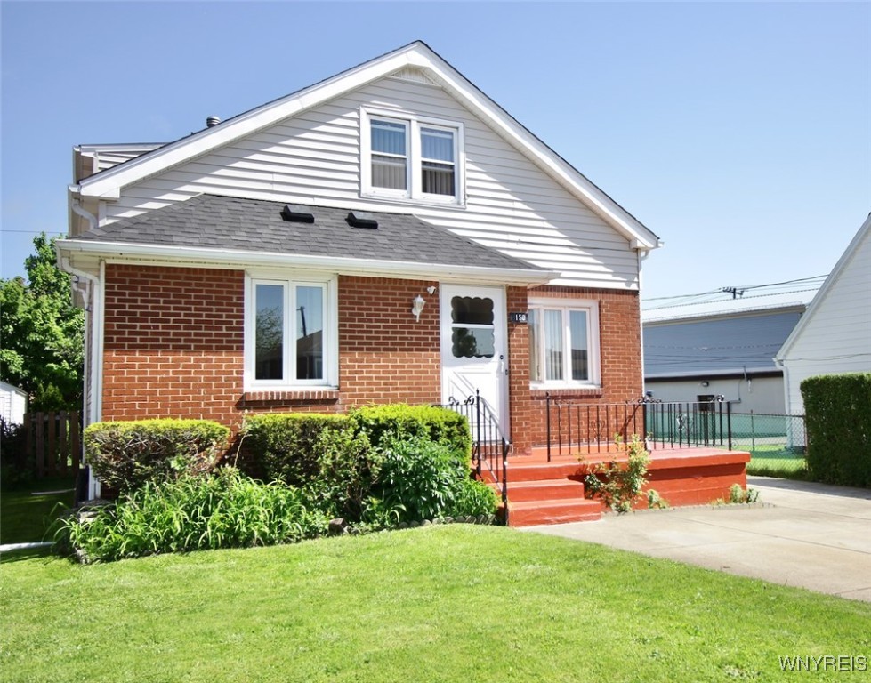 150 Leonard Street, Lackawanna, New York image 1