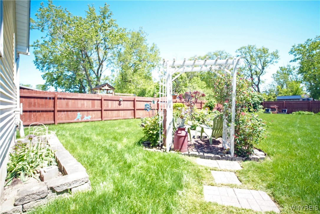 353 Abby Street, Buffalo, New York image 30