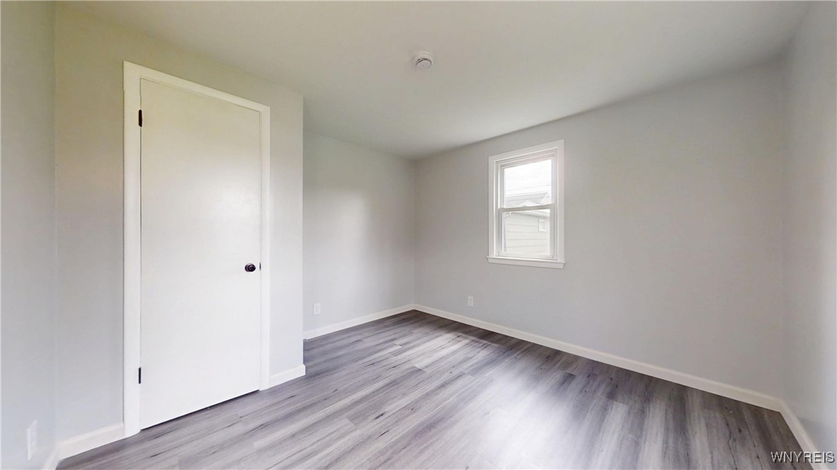 370 W Girard Boulevard, Tonawanda, New York image 27