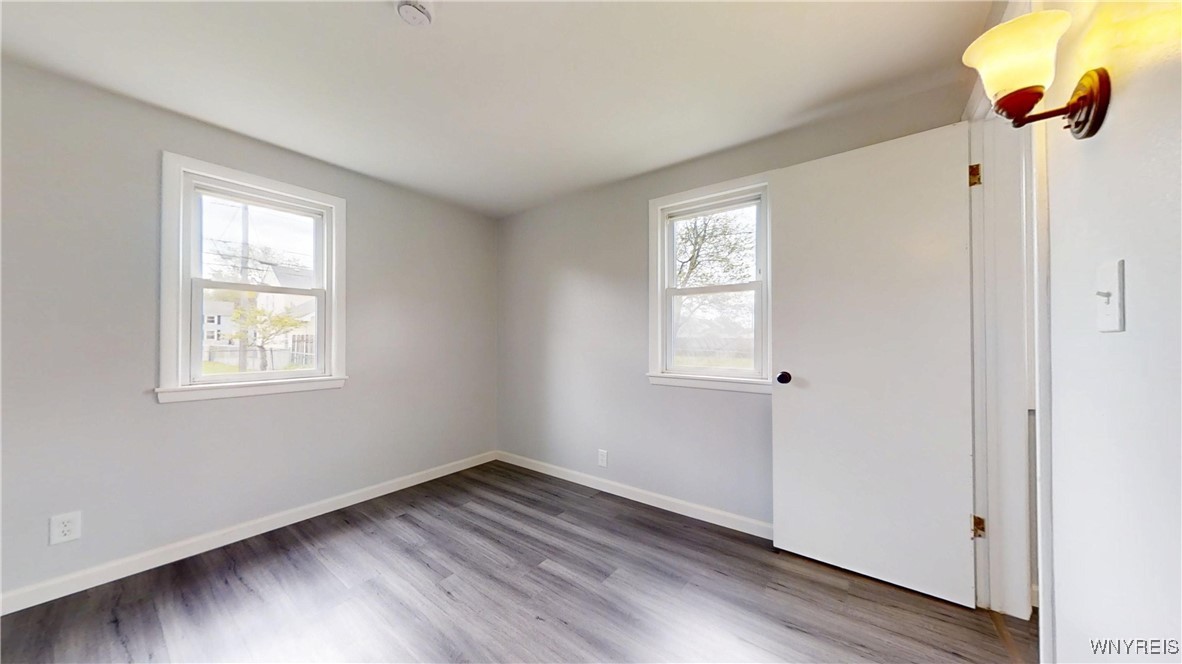 370 W Girard Boulevard, Tonawanda, New York image 30