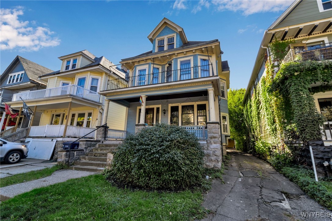 413 W Delavan Avenue S