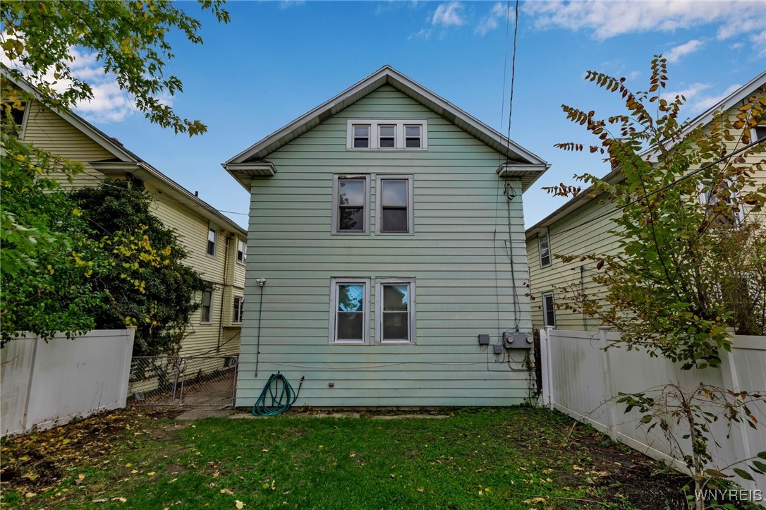 324 Crestwood Avenue