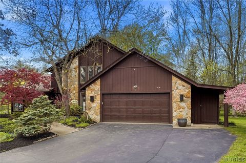 Photo of 2 Chicory Lane, Amherst, NY 14051 (MLS # B1680853)