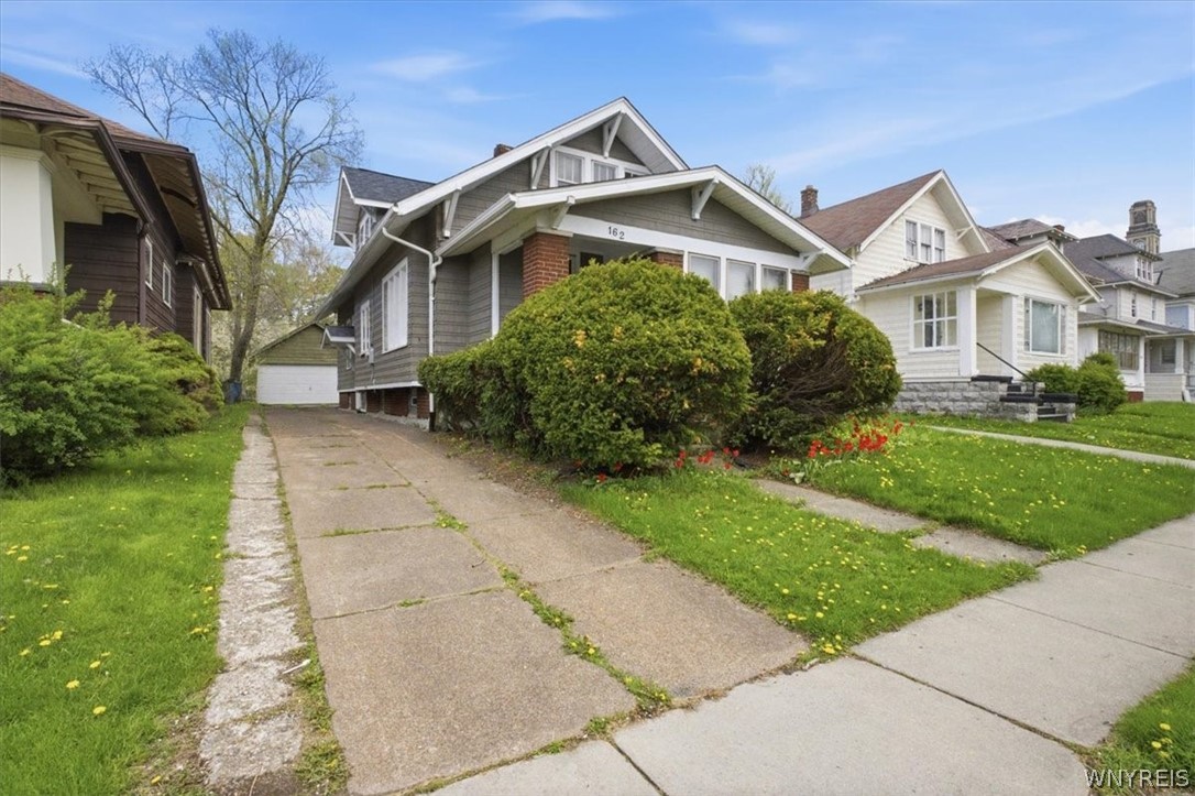 162 Winspear Avenue
