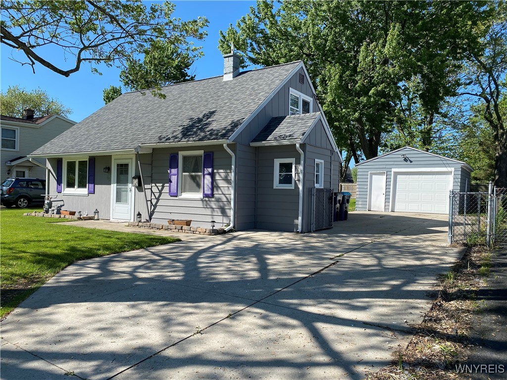 49 Elsie Lane, Grand Island, New York image 1
