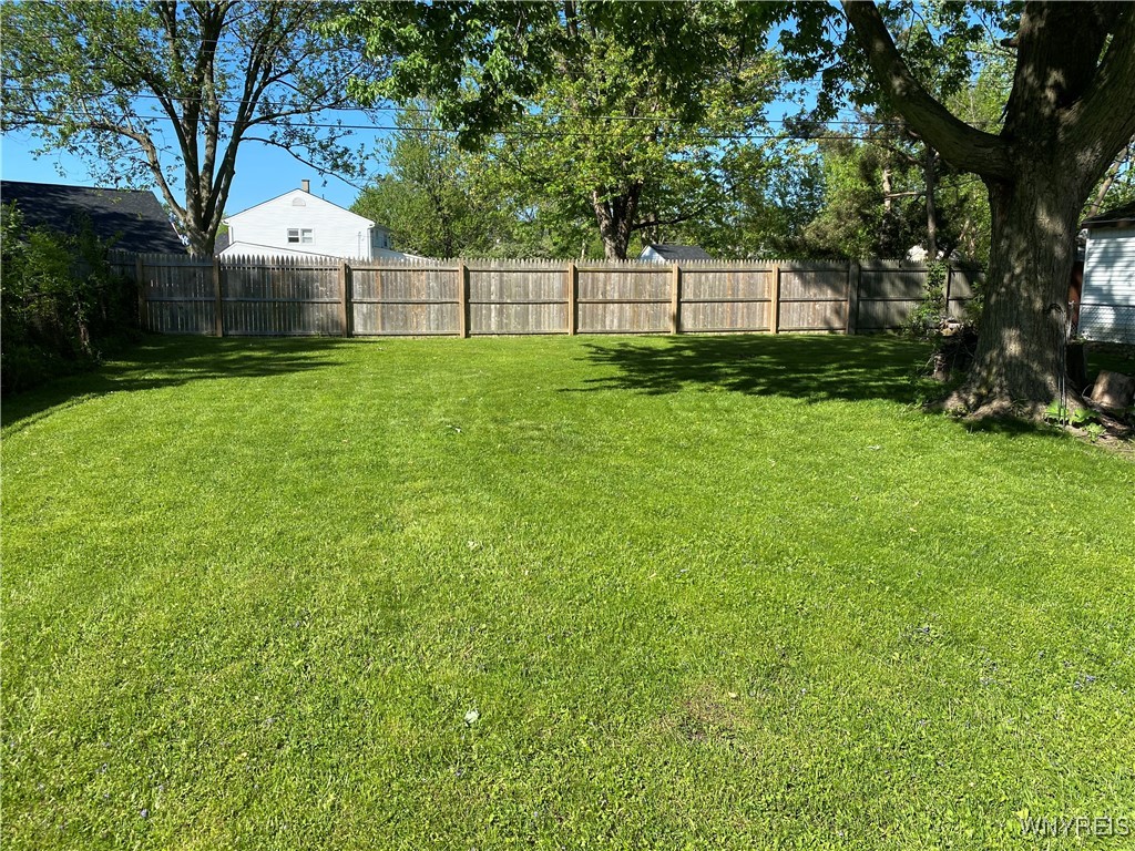 49 Elsie Lane, Grand Island, New York image 25
