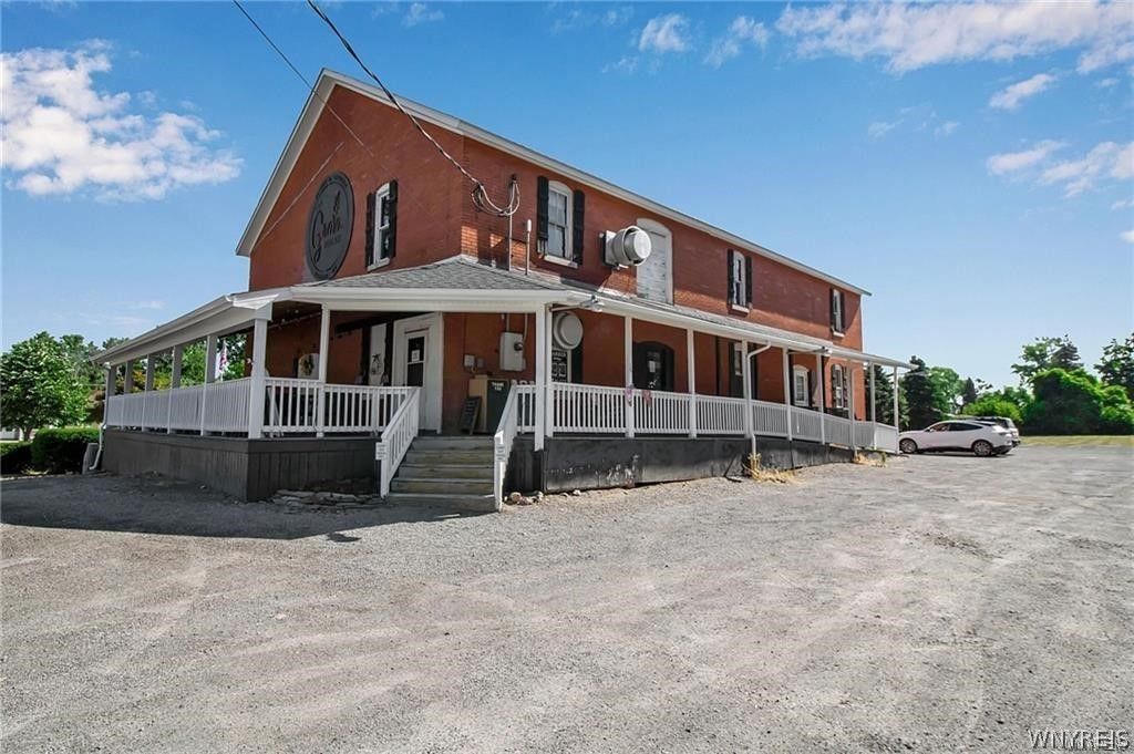 Photo of 1693 Quaker Road, Somerset, NY 14012 (MLS # B1664060)