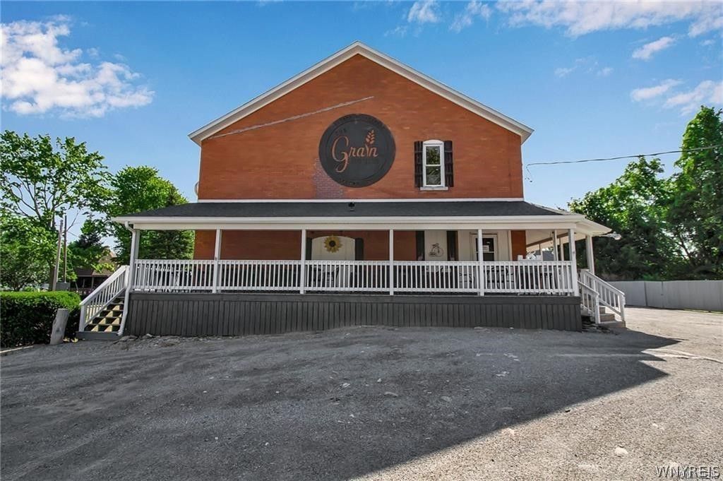 Photo of 1693 Quaker Road, Somerset, NY 14012 (MLS # B1664060)