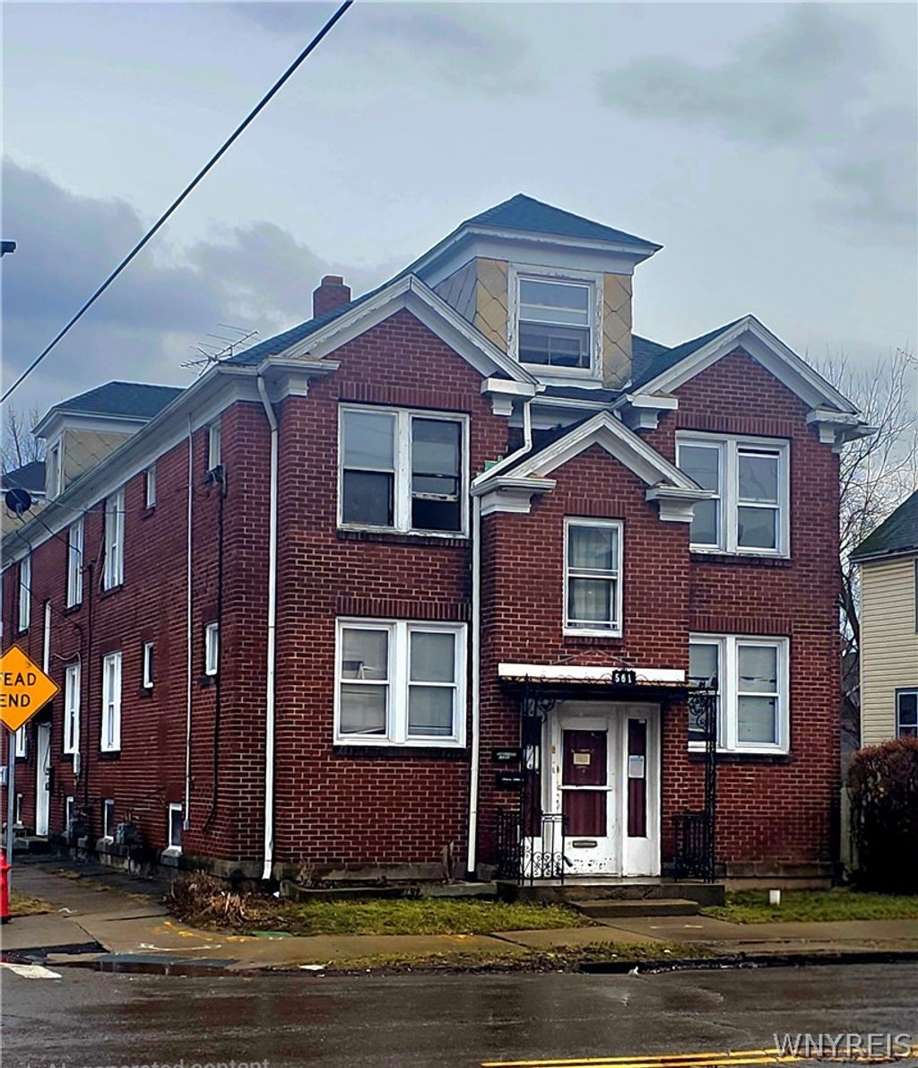 Photo of 561 Ontario Street, Buffalo, NY 14207 (MLS # B1665782)