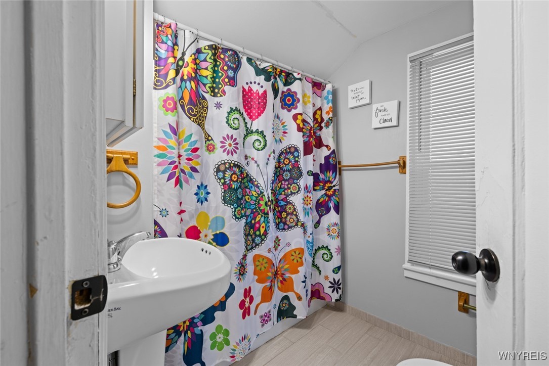 33 Montrose Avenue, Buffalo, New York image 20
