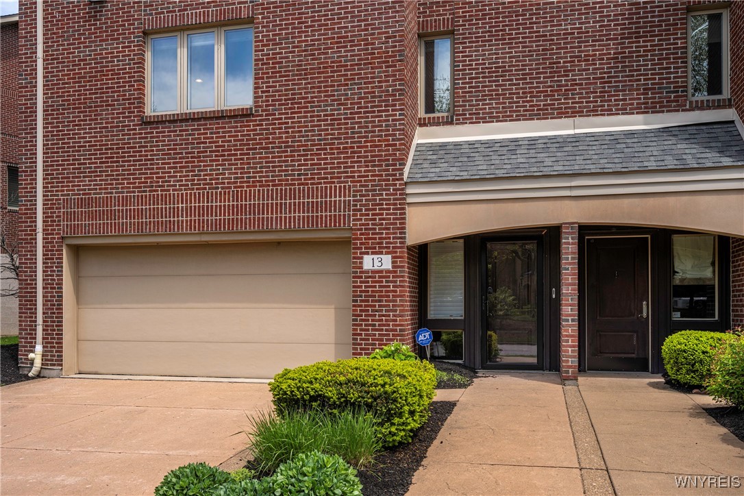 13 Ojibwa Circle, Buffalo, New York image 2