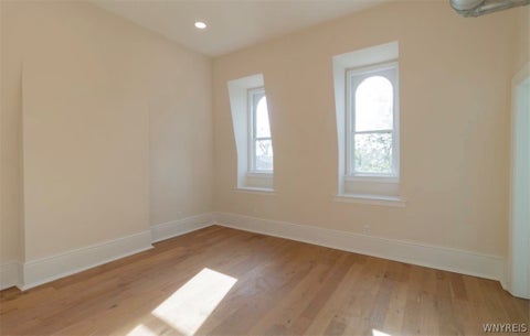 Tiny photo for 17 N Pearl Street #4, Buffalo, NY 14202 (MLS # B1716147)