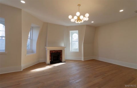 Tiny photo for 17 N Pearl Street #4, Buffalo, NY 14202 (MLS # B1716147)