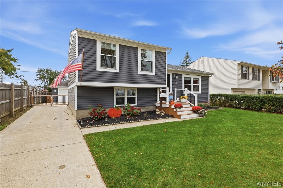185 Le Havre Drive