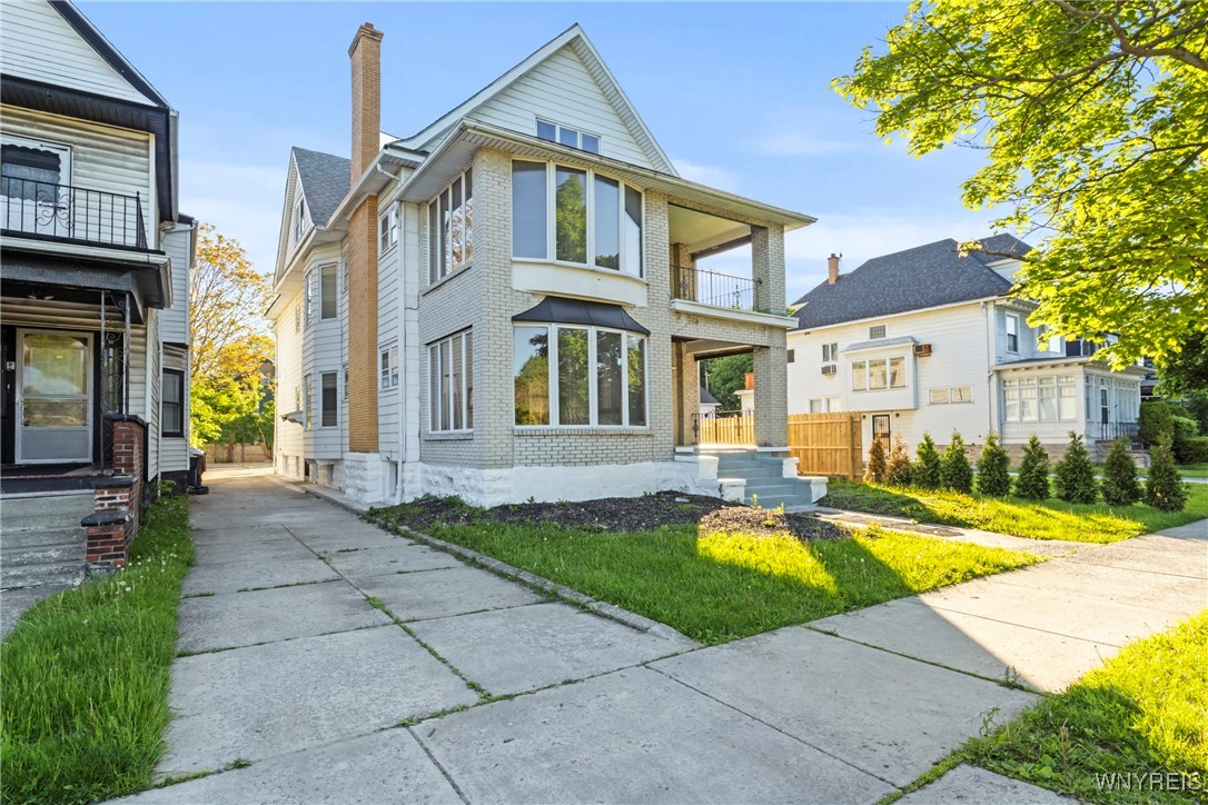 409 Humboldt Parkway