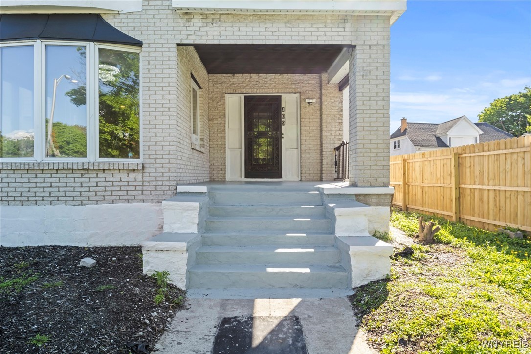 409 Humboldt Parkway
