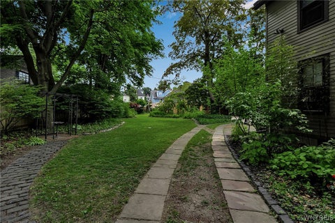 Tiny photo for 801 W Ferry Street, Buffalo, NY 14222 (MLS # B1715514)