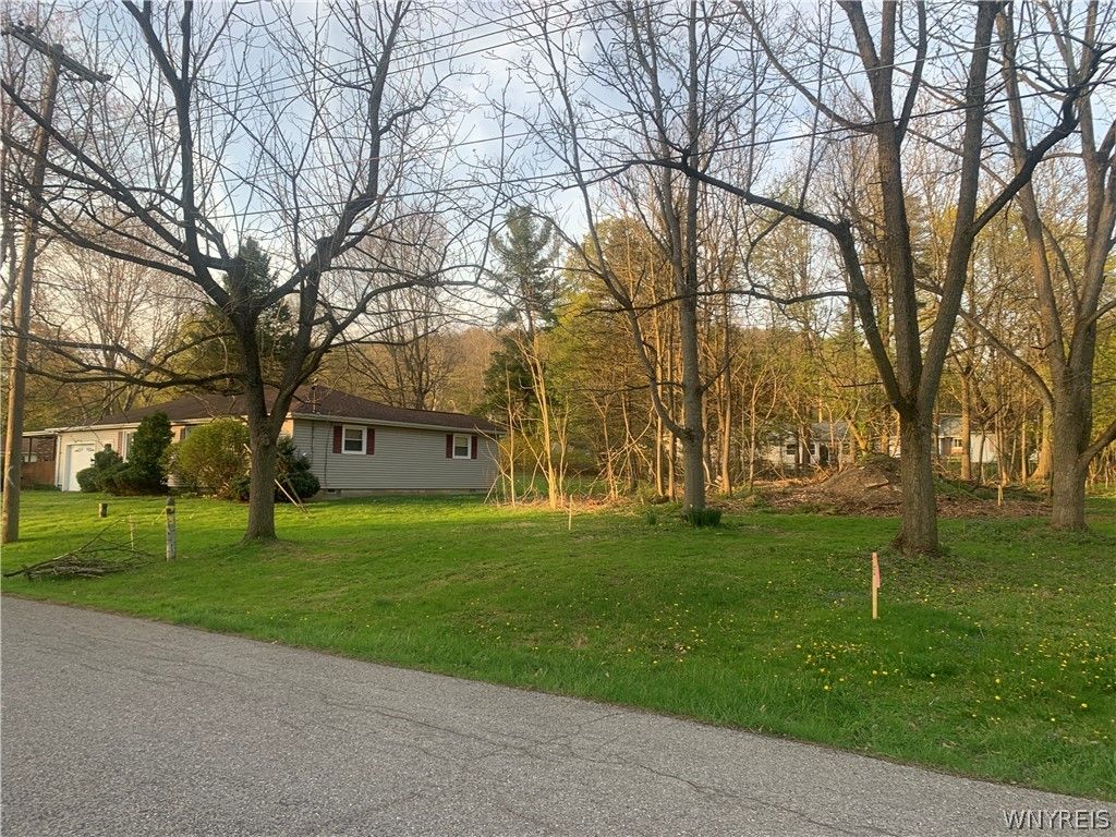 Photo of 6560.5 Sherwood Lane, Boston, NY 14025 (MLS # B1666078)