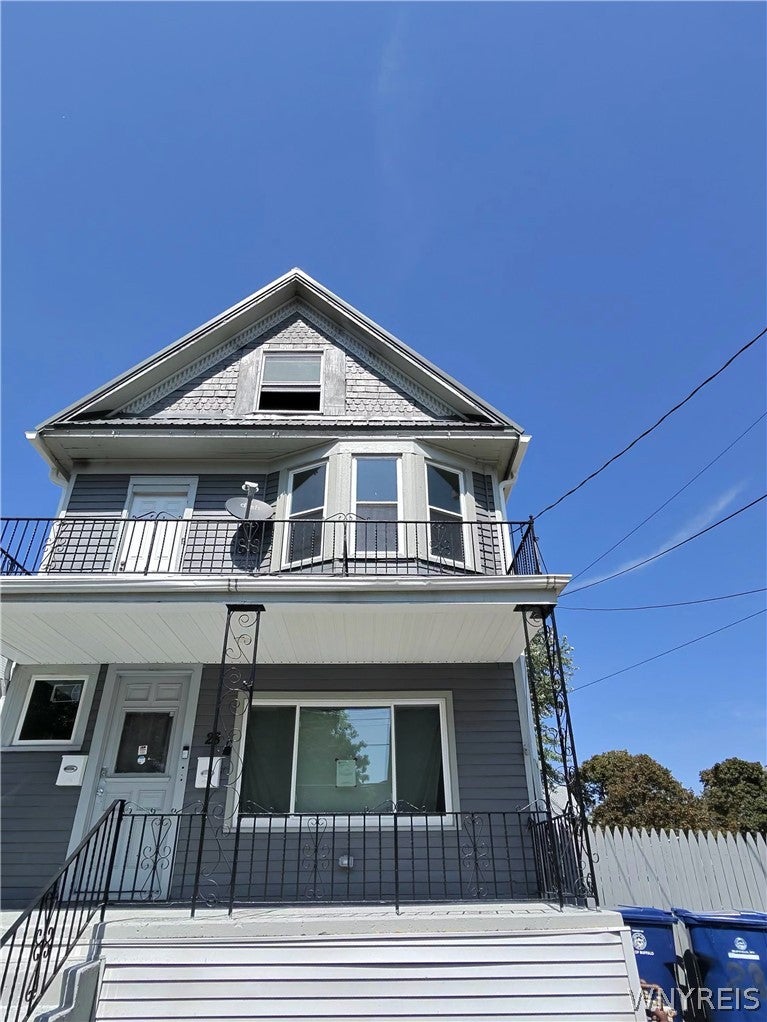 28 California Street