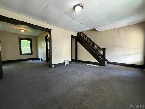 Tiny photo for 1868 Weston Avenue, Niagara Falls, NY 14305 (MLS # B1709127)