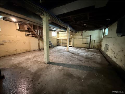 Tiny photo for 1868 Weston Avenue, Niagara Falls, NY 14305 (MLS # B1709127)