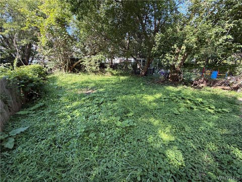 Tiny photo for 1868 Weston Avenue, Niagara Falls, NY 14305 (MLS # B1709127)